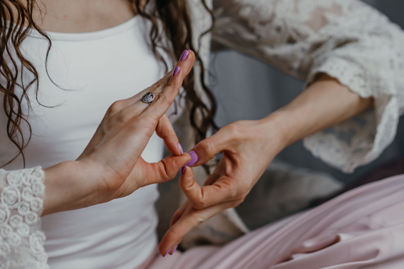 Mudra hand practice preview